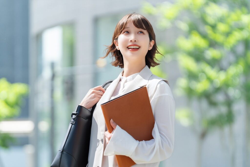 女性が将来性のある仕事を選ぶ際に確認したい4つのポイント